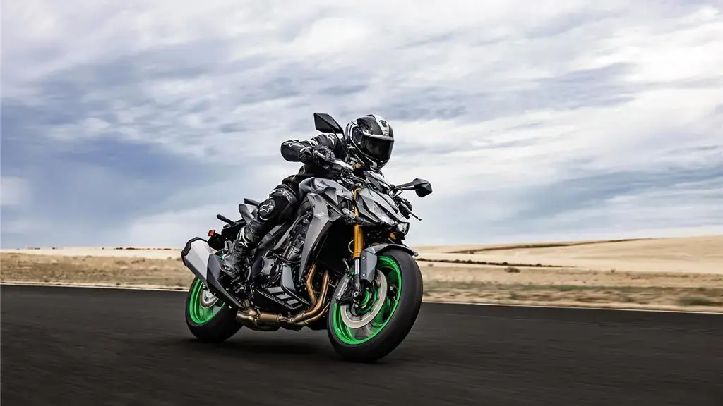 2026 Kawasaki Z1100 on track