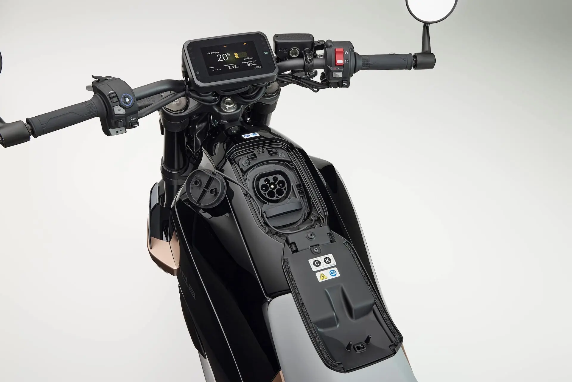 Honda WN7 charging point