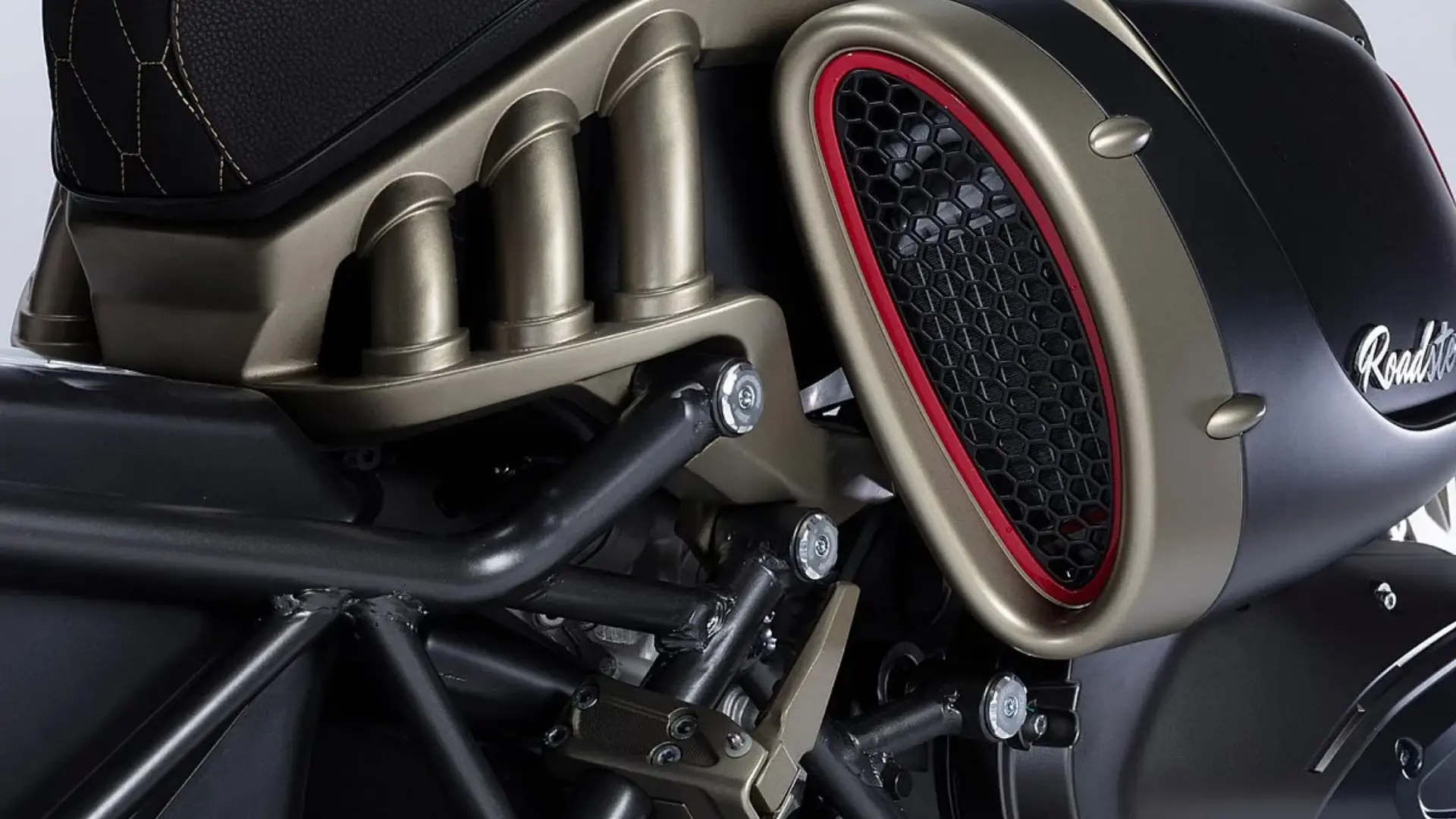 Italjet roadster 400 scooter side