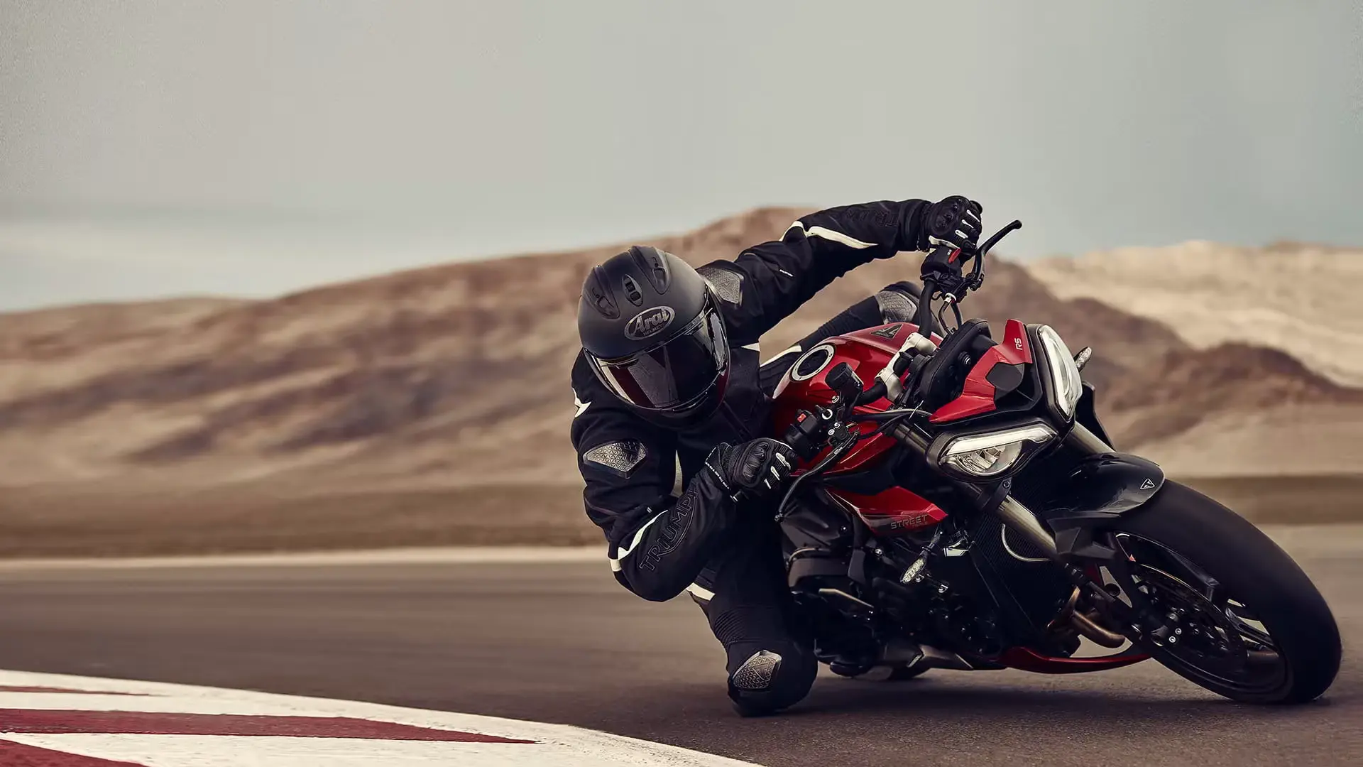 Performance of Triumph street triple 765 rx