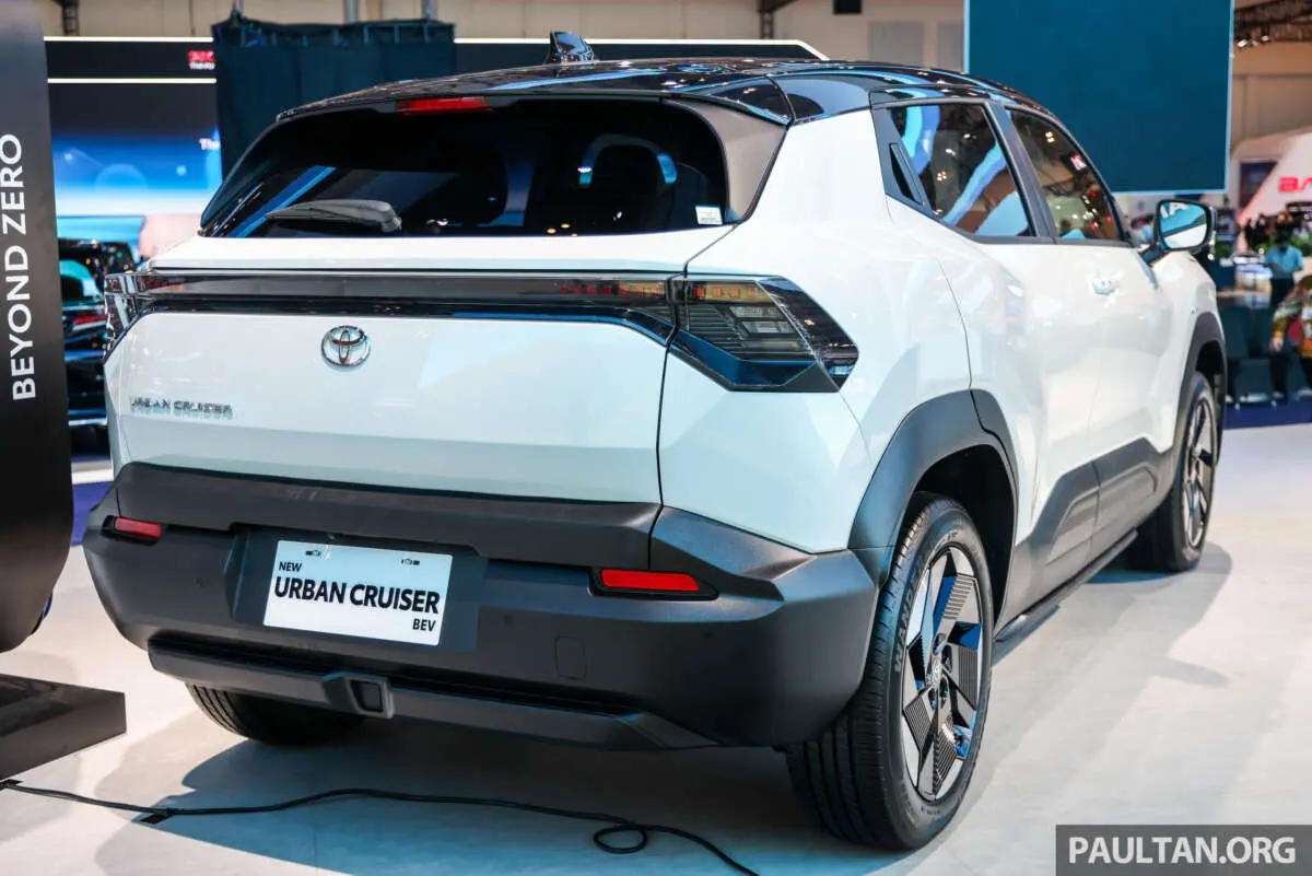 Toyota Urban Cruiser BEV back side