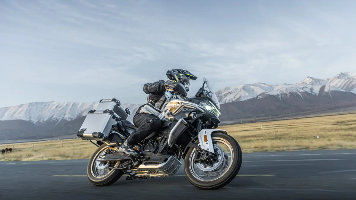 2026 CFMoto Reveals 800MT ES globally