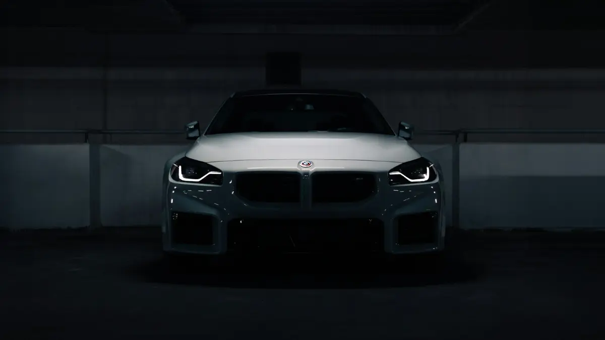 BMW Plans January 2026 Price Hike as Rupee Drops Nearly 10% Against Euro