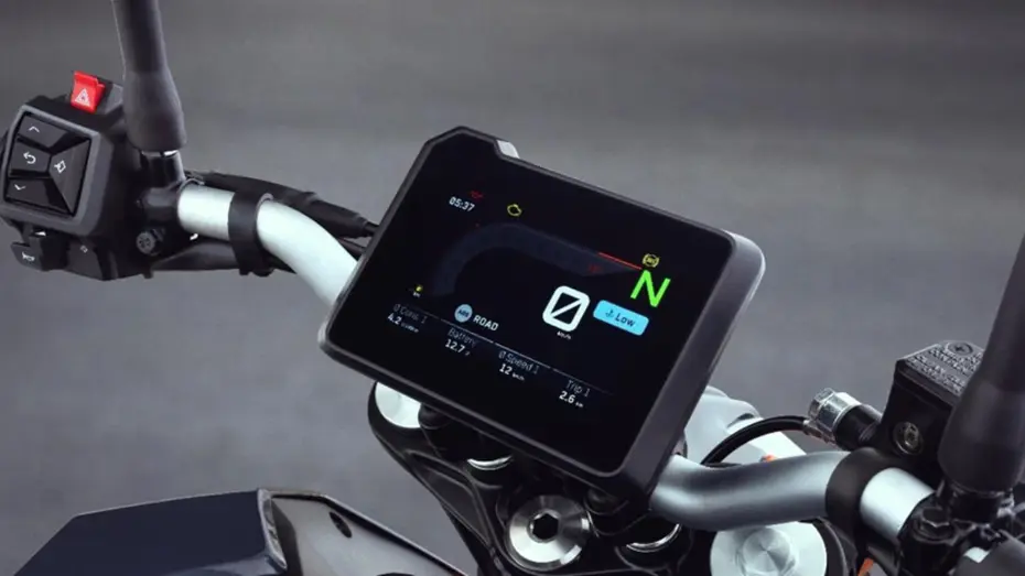 KTM 160 Duke TFT Variant