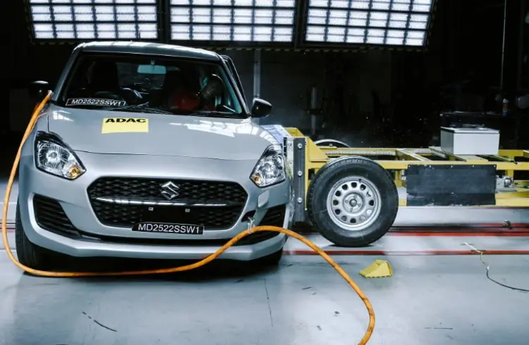 Maruti Suzuki Swift (1 Star Adult, 1 Star Child)