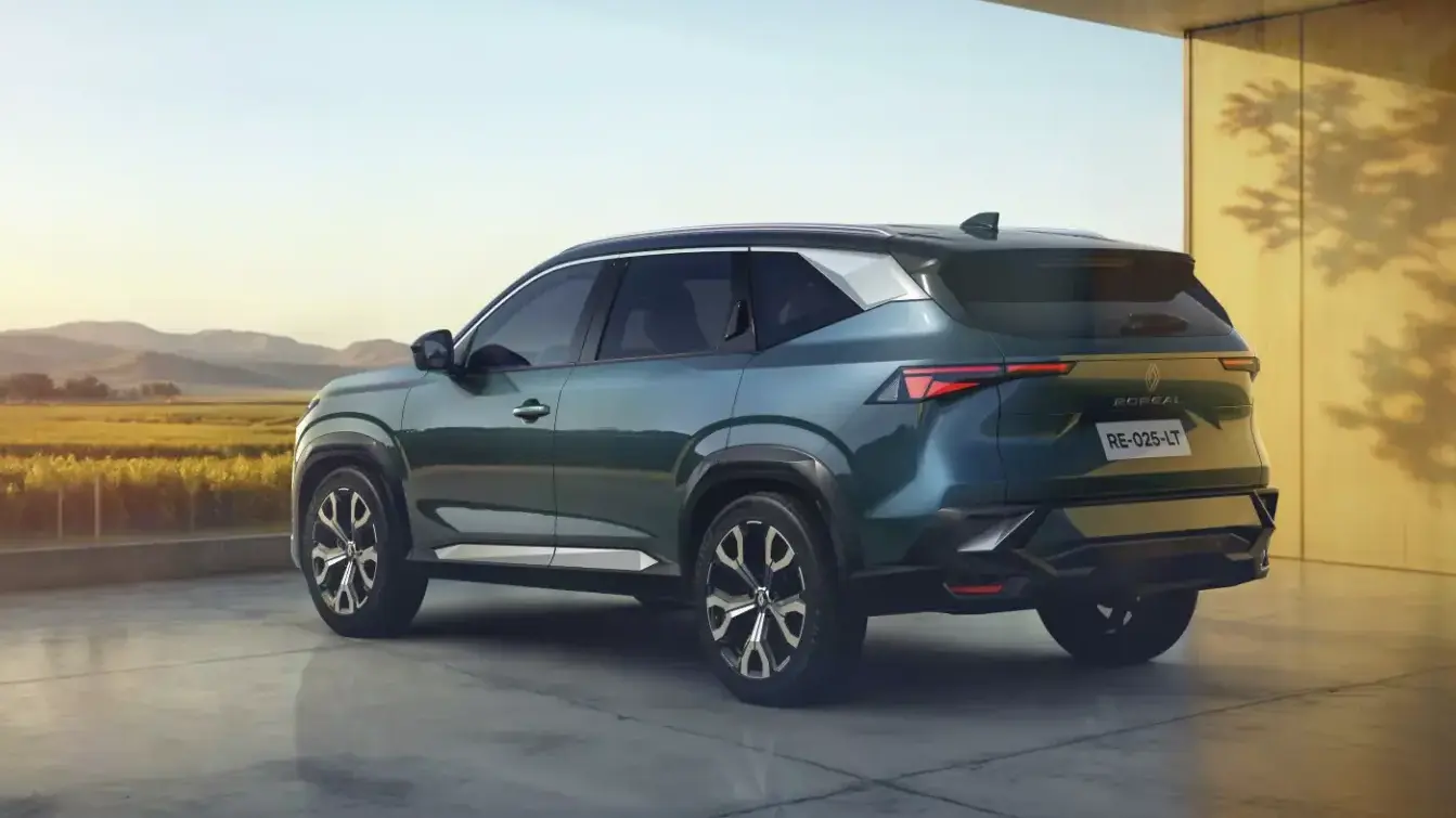 Renault Duster Hybrid