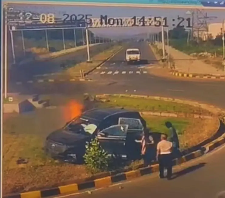 Family escapes buring mg hector