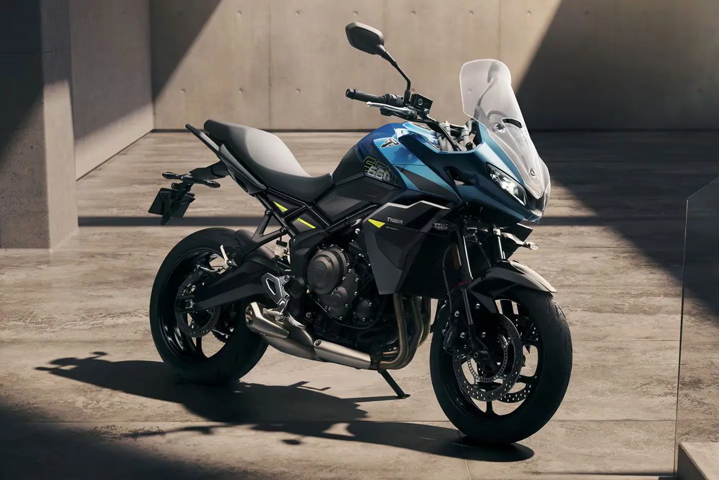 2026 Tiger Sport 660 front side