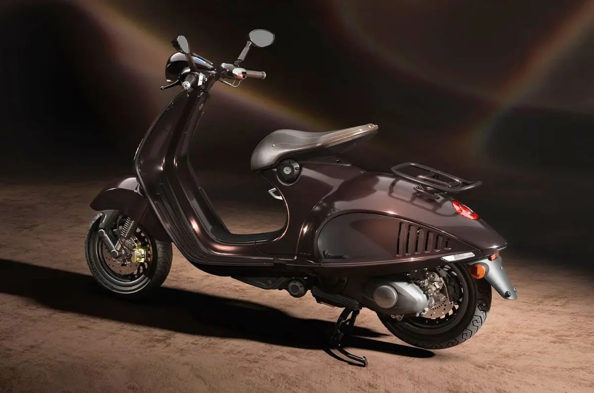 Vespa 946 horse edition unveiled