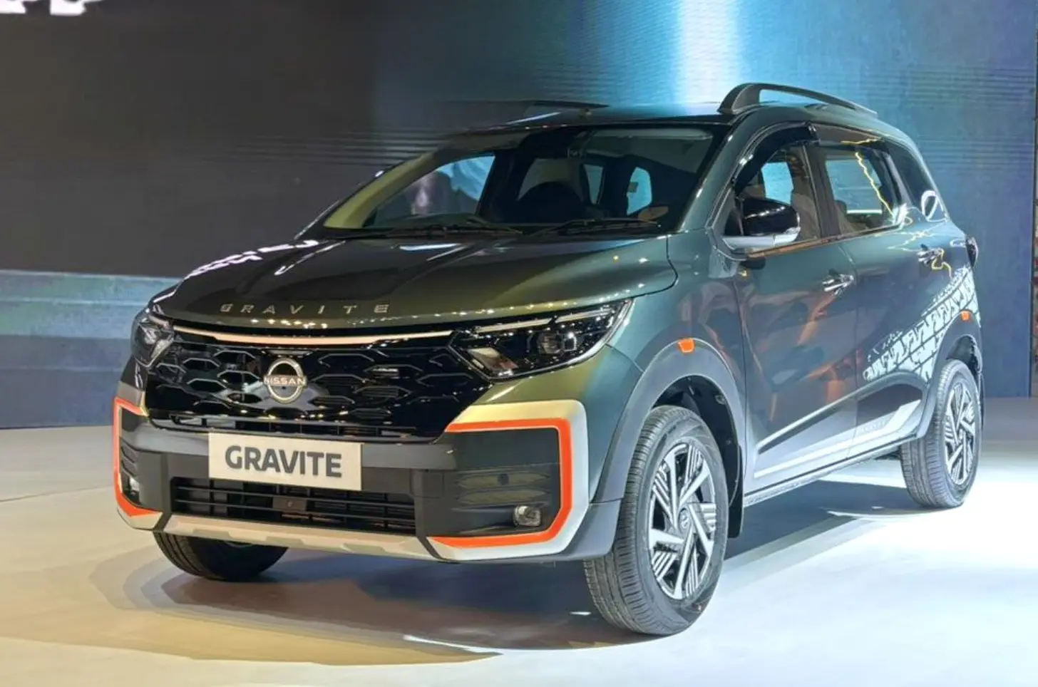 Nissan Gravite MPV launch India