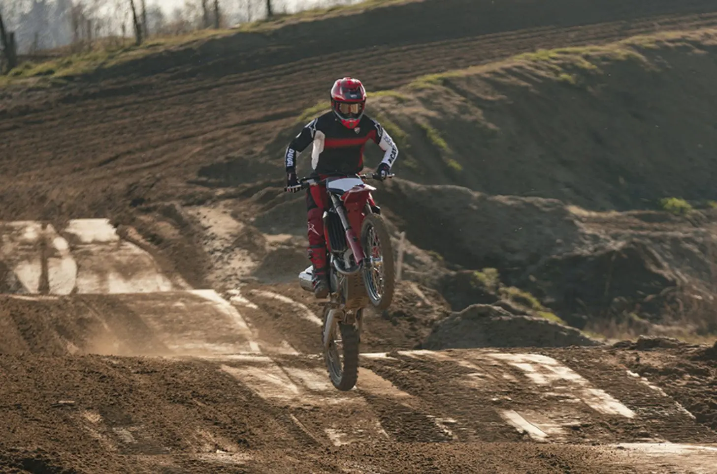 2026 Ducati Desmo450 MX