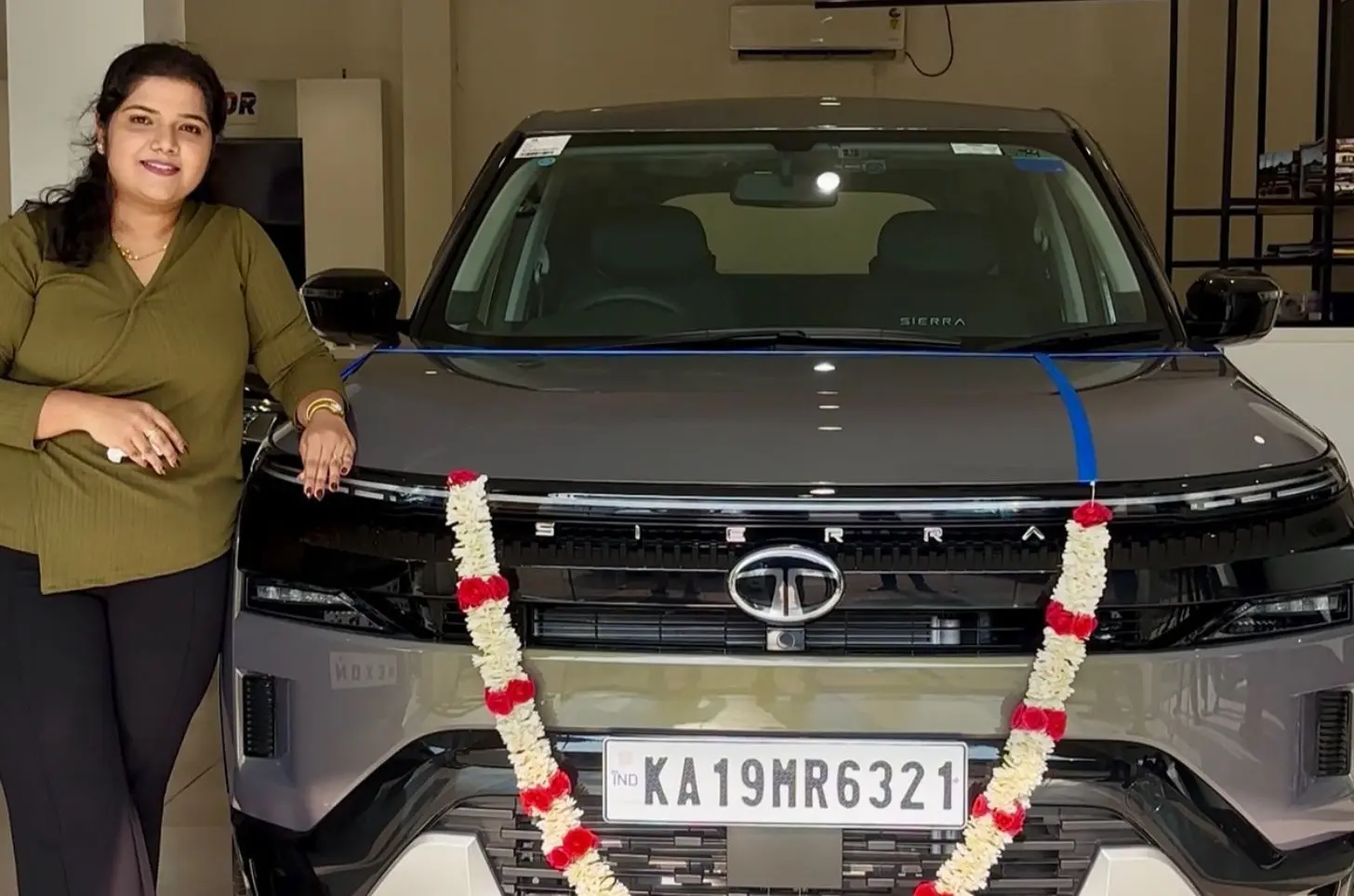 Tata Sierra Bookings Cross 1 Lakh