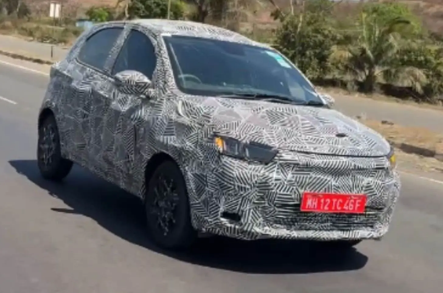 Tata Tiago EV facelift spotted testing