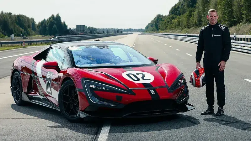 Yangwang U9 Extreme with Moritz Kranz at Nürburgring