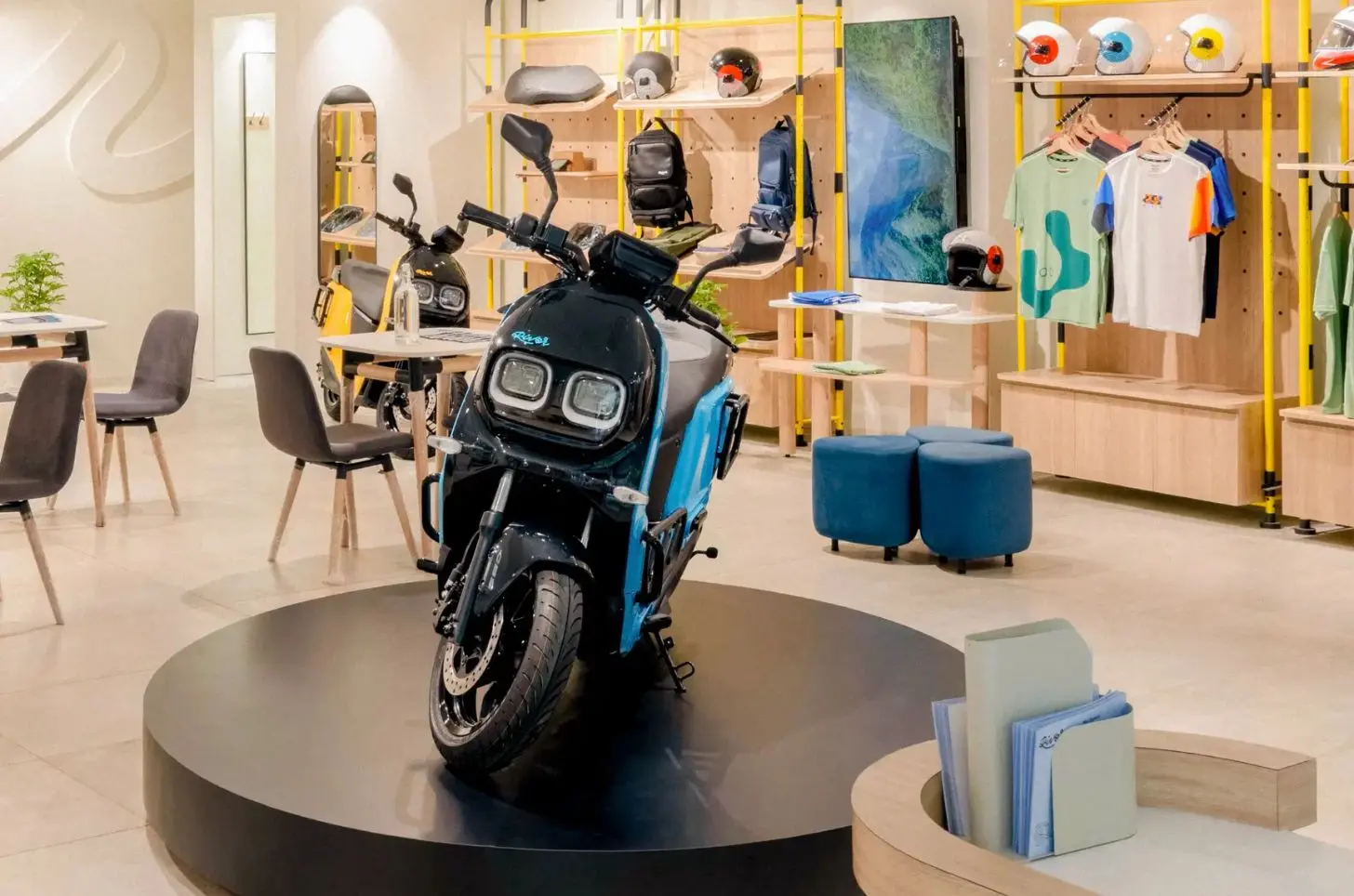 Electric scooters with large boot space in India